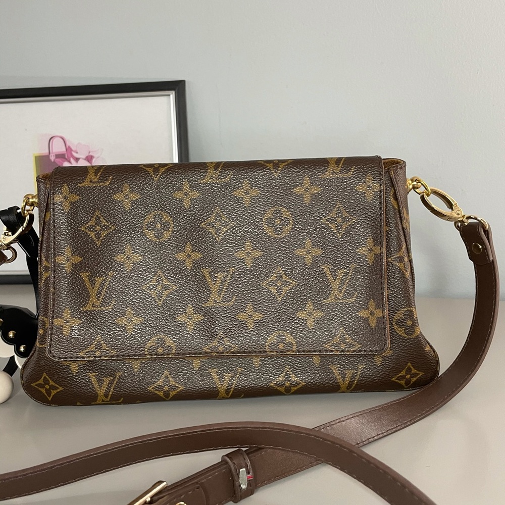 Authentic Louis Vuitton bag
